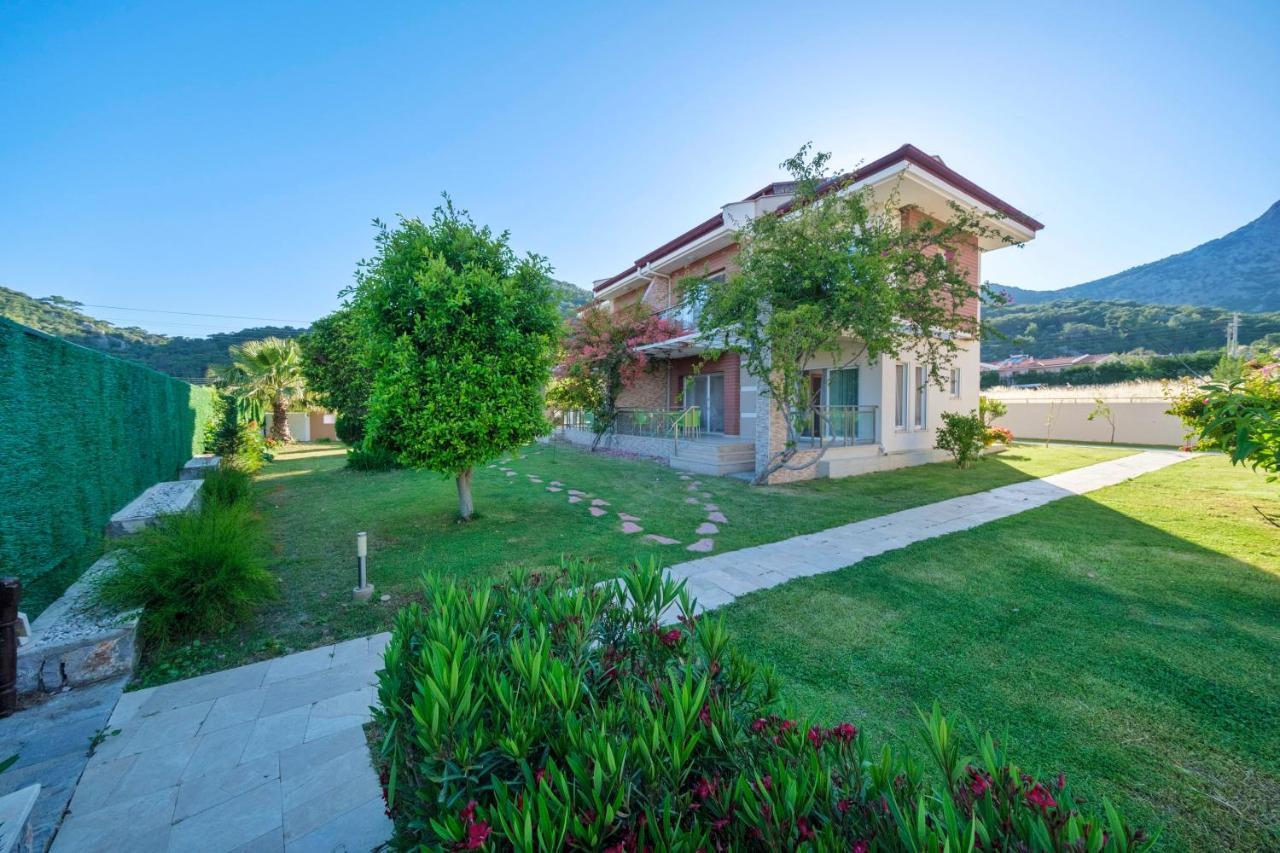 Golden Golf Sarigerme Villalari Екстериор снимка